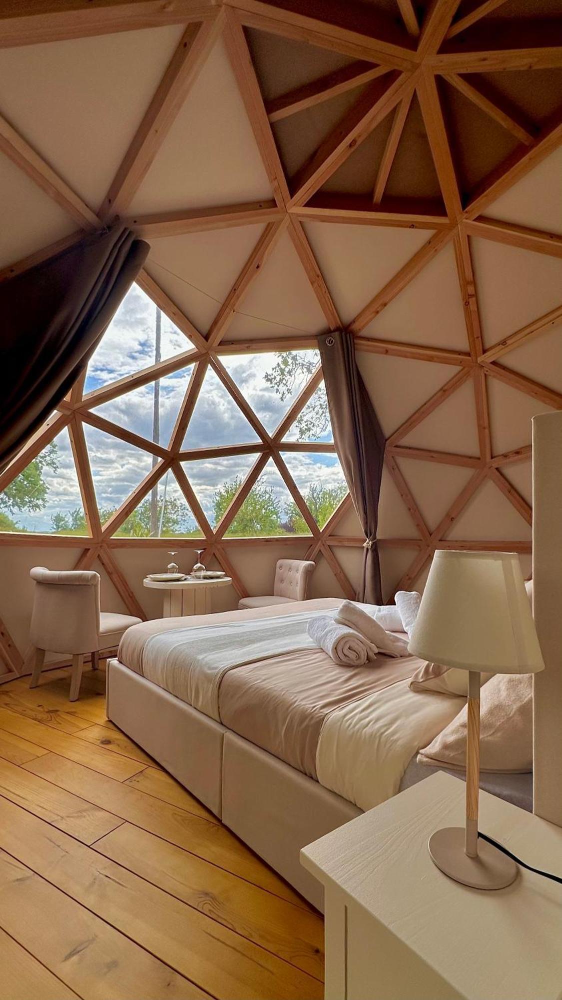 Dome Pathome Catonvielle 外观 照片