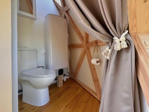 Dome Pathome Catonvielle 外观 照片